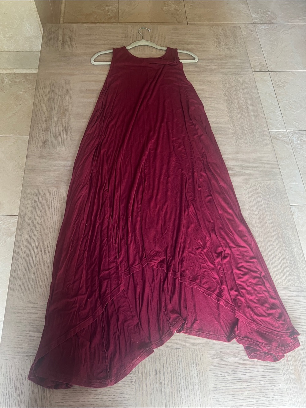 Sleeveless Flowy Maxi Dress in Burgundy